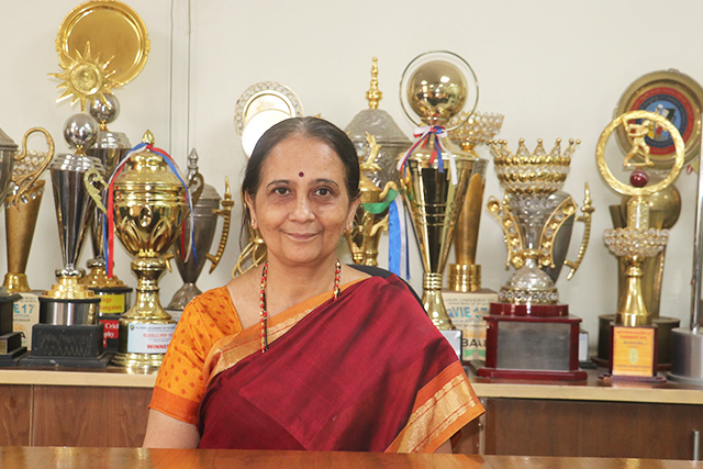 Dr. Nalini Satishchandra - Principal Jain College Jayanagar