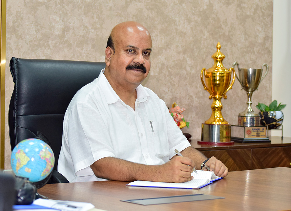 Dr. S. N. Nataraj - Principal Jain College VV Puram